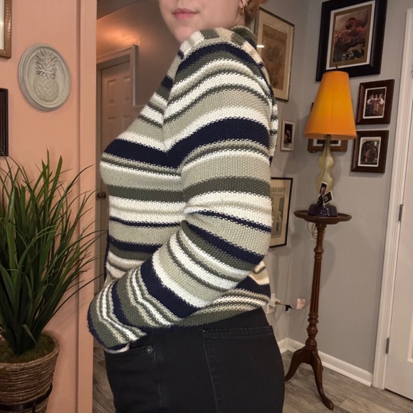 Vintage Reba Rose Button Up Sweater - Picture 3 of 9